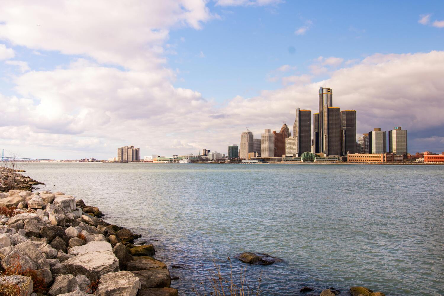 Detroit lake front